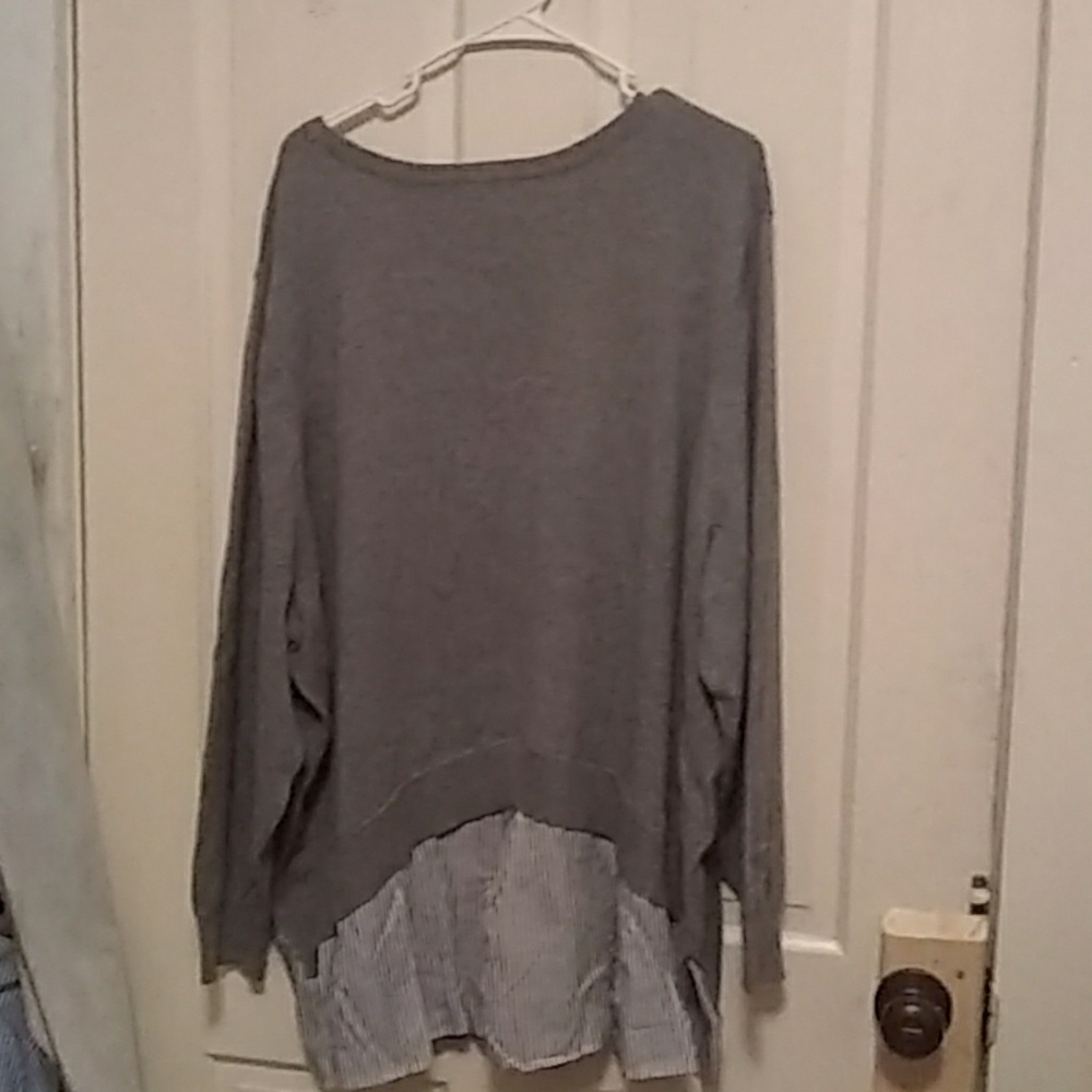 Nwt plus size 5x grey light weight shirt